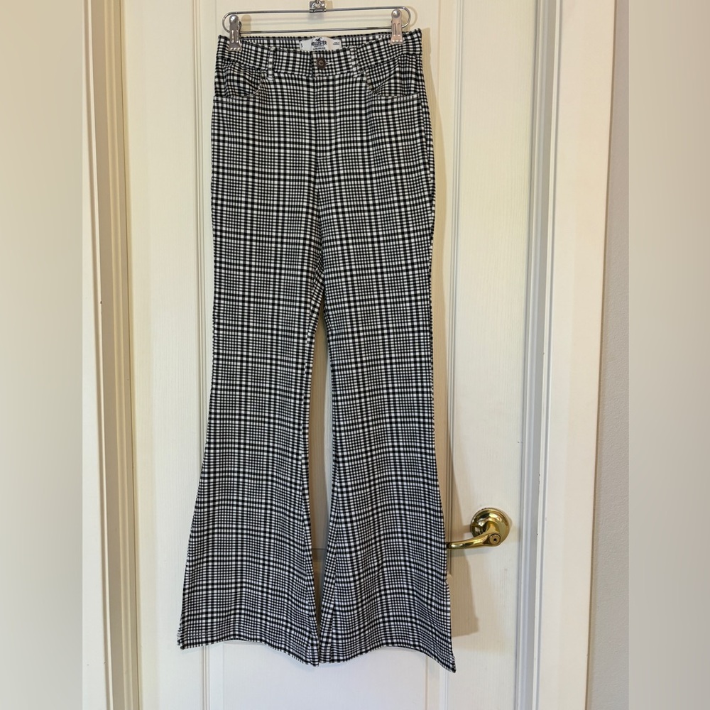 Hollister Ultra High Rise Gingham Flare Pants Women’s Small Black White
